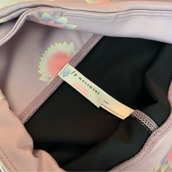 Free People FP | Movement High Waist Lotus Leggings | Size Small - Picture 4 of 7